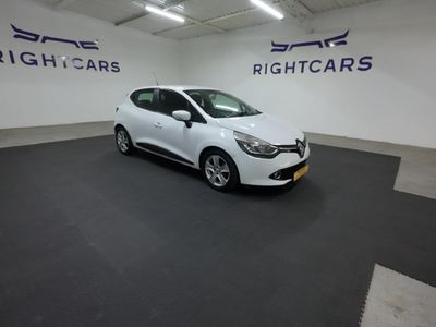 2014 Renault Clio IV 900T Expression 5-dr (66kW)