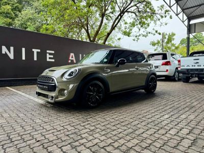 2018 MINI Hatch Cooper S Auto