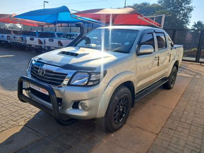 2016 Toyota Hilux 3.0 D-4D Legend 45 Raised Body Auto Double-Cab