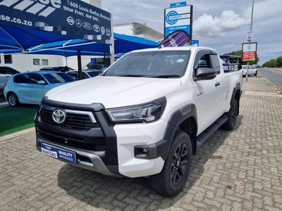 2023 Toyota Hilux 2.8 GD-6 Raised Body Legend 4x4 Extended Cab