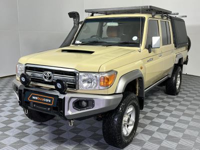 2017 Toyota Land Cruiser 79 4.5 D Double-Cab