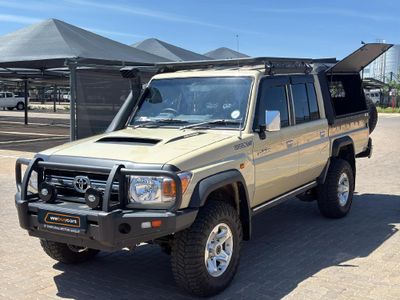 2017 Toyota Land Cruiser 79 4.5 D Double-Cab