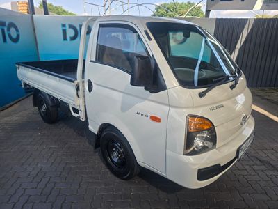 2017 Hyundai H100 Bakkie H-100 DROPSIDE AIRCON