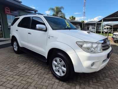 2011 Toyota Fortuner 3.0 D-4D Raised Body Auto