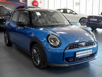2025 MINI Hatch Cooper Auto