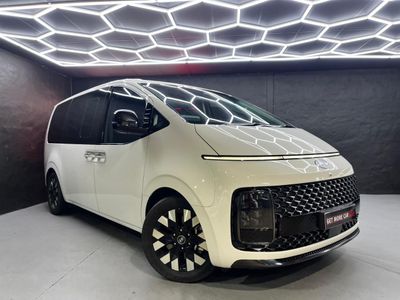 2025 Hyundai Staria 2.2d Luxury Auto