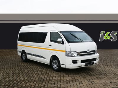 2011 Toyota Quantum 2.7 14-seat