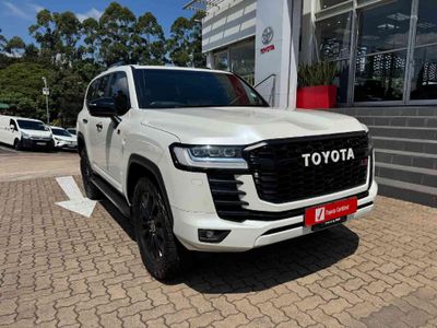2022 Toyota Land Cruiser 300 V6 3.3 D GR-S