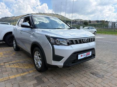 2022 Mahindra XUV 300 1.2T | W6