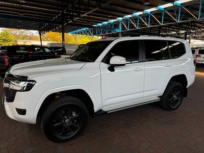 2022 Toyota Land Cruiser 300 V6 3.3 D GX-R