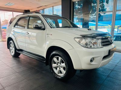 2010 Toyota Fortuner 3.0 D-4D Raised Body
