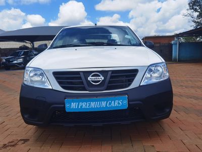 2021 Nissan NP200 SAFETY PACK