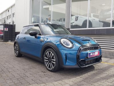 2022 MINI Hatch Cooper S Auto