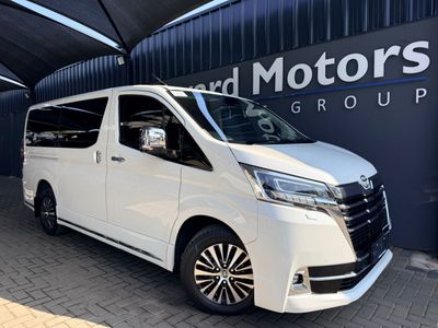 2022 Toyota Quantum 2.8 VX 6-seat