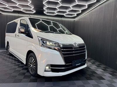 2022 Toyota Quantum 2.8 VX 6-seat