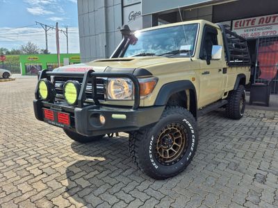 2021 Toyota Land Cruiser 79 4.5 4D LX V Single-Cab