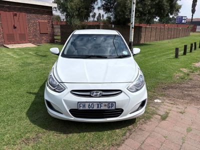 2016 Hyundai Accent 1.6 Glide
