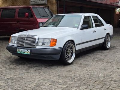 1987 Mercedes-Benz E-Class 230 E Auto