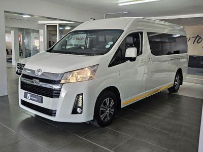 2022 Toyota Quantum 2.8 GL 14 Seat