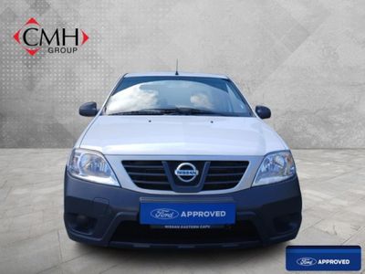 2022 Nissan NP200 1.6 A/C Safety Pack