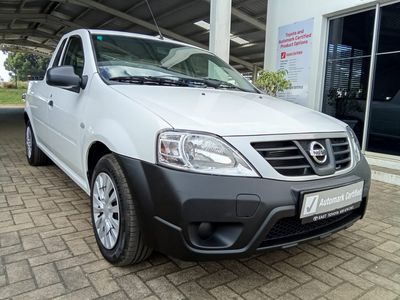 2021 Nissan NP200 1.6 A/C Safety Pack