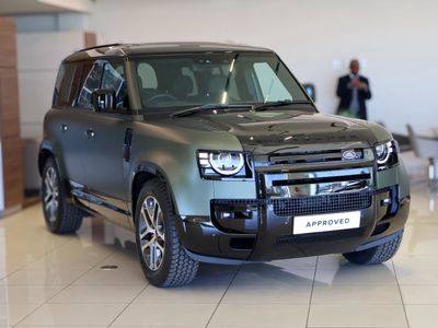 2026 Land Rover Defender 110 P425 X (313kW)