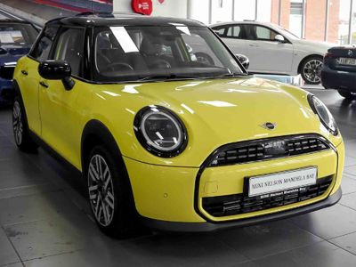 2025 MINI Hatch Cooper Auto