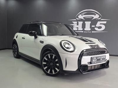 2024 MINI Hatch Cooper S Auto