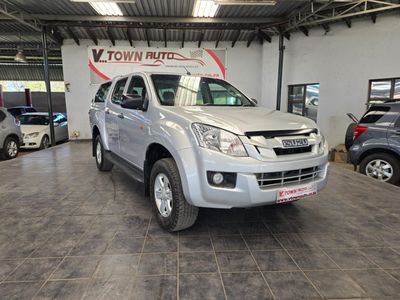 2016 Isuzu KB +canopy
