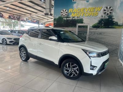 2023 Mahindra XUV 300 1.5D | W8