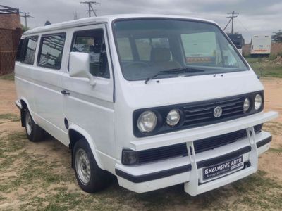 1987 Volkswagen Kombi Volkswagen Microbus (2Y)