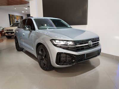 2025 Volkswagen Touareg V6 TDI R-Line