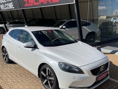 2015 Volvo V40 T5 Excel Auto