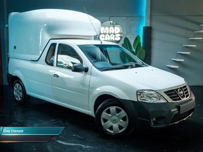2022 Nissan NP200 1.6 A/C Safety Pack