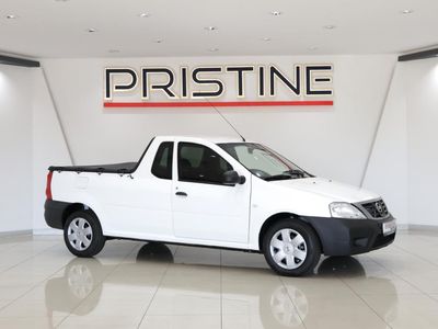 2022 Nissan NP200 1.6 A/C Safety Pack