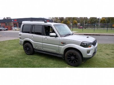2017 Mahindra Scorpio 2.2 mHawk 8-seat | S10