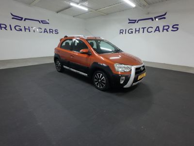 2016 Toyota Etios Cross 1.5 XS 5-dr