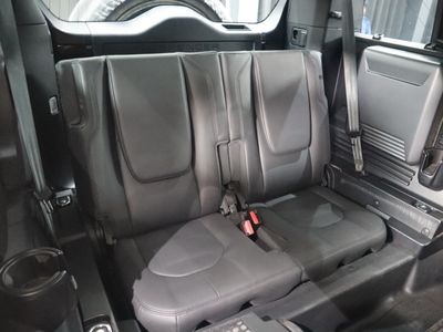 2023 Land Rover Defender 110 D300 X (221kW)