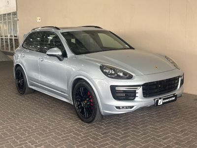 2016 Porsche Cayenne GTS Auto