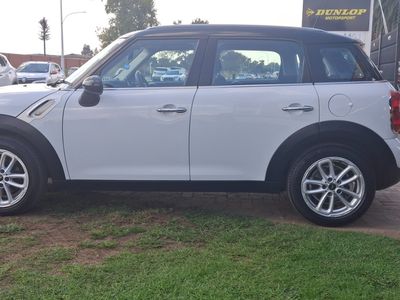2015 MINI Countryman Cooper Auto