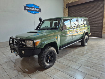2013 Toyota Land Cruiser 76 4.5 D V8 Station Wagon
