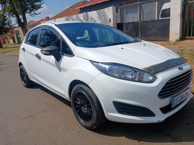 2017 Ford Fiesta 1.4 Ambiente 5-dr