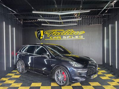 2016 Porsche Cayenne 2016 PORSCHE CAYENNE GTS - EXCELLENT CONDITION