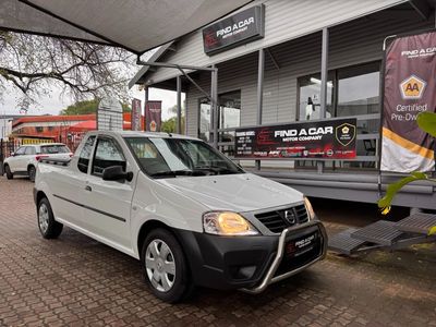 2022 Nissan NP200 1.6 A/C Safety Pack
