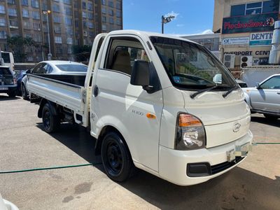 2017 Hyundai H100 Bakkie 2.6D Dropside