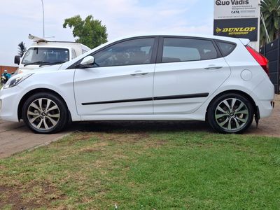 2017 Hyundai Accent 1.6 Fluid 5-dr