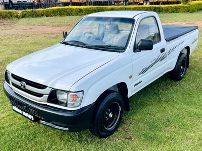 2005 Toyota Hilux 2000