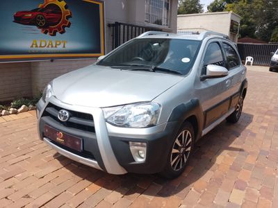 2015 Toyota Etios Cross 1.5 XS 5-dr