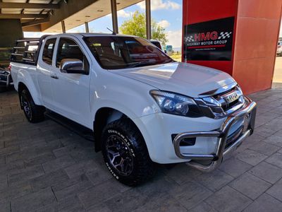 2016 Isuzu KB 300 D-Teq LX Auto Extended Cab