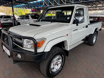 2013 Toyota Land Cruiser 79 4.5D LX V8 Single-Cab